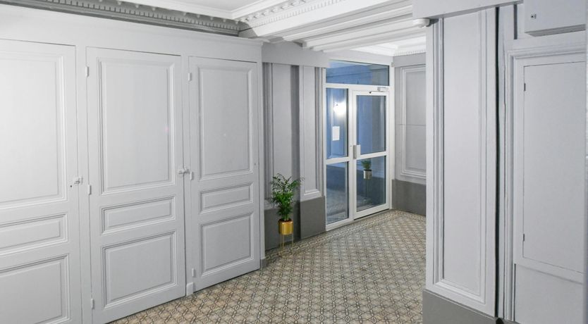 Photo of The Gilded Parisian