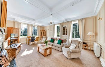 Hearth & Hills Apartment