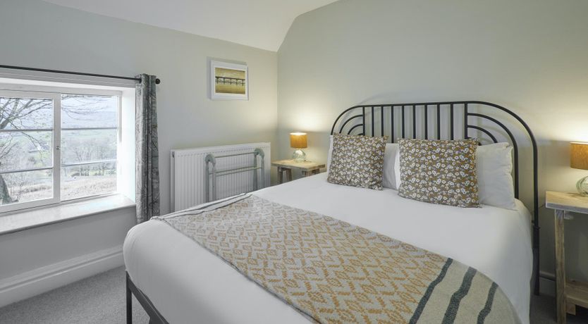 Photo of Romantic Retreat