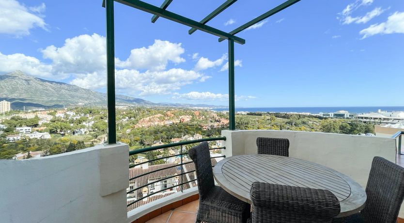 Photo of Barefoot Blue