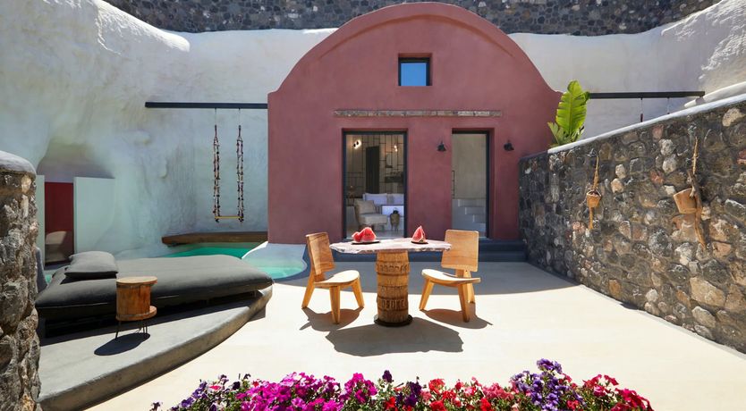 Photo of Enchanting Cave Retreat