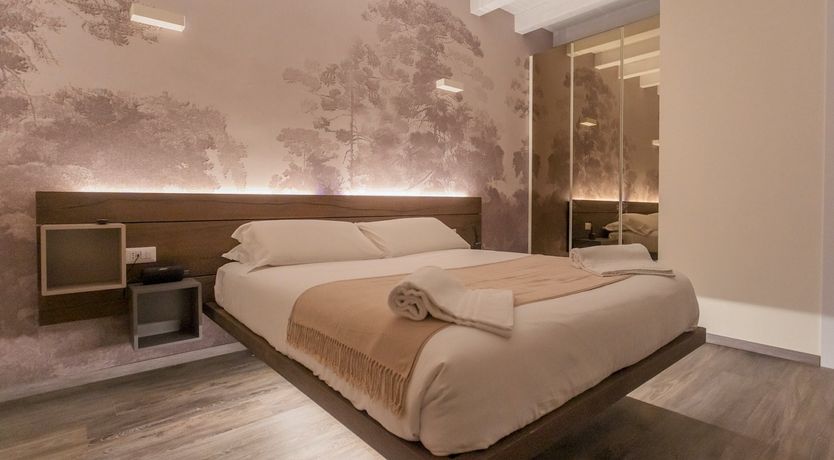 Photo of From Como, With Love