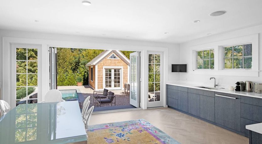 Photo of Cruising The Coast