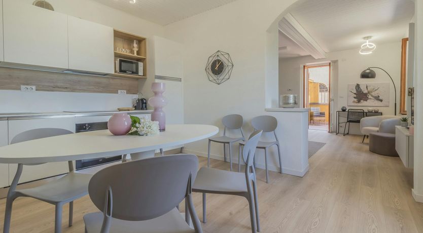 Photo of Lake of Sunlight