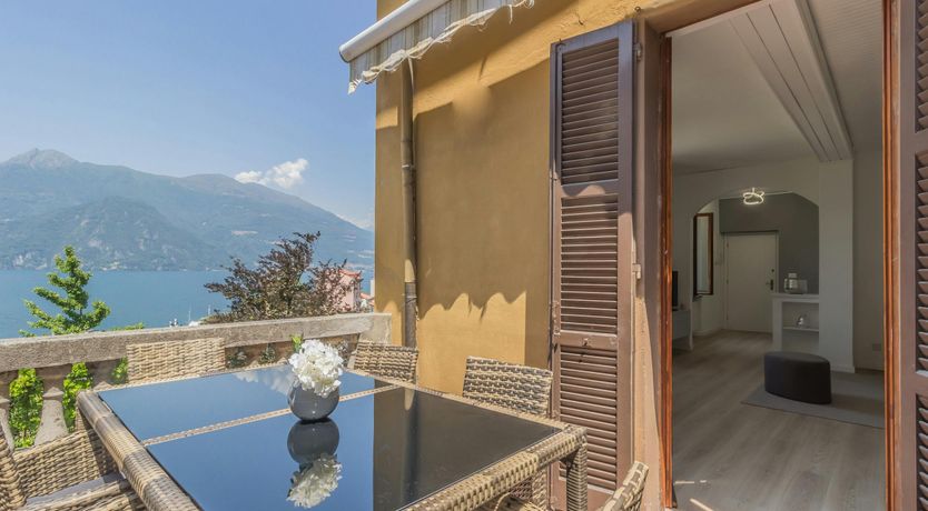 Photo of Lake of Sunlight