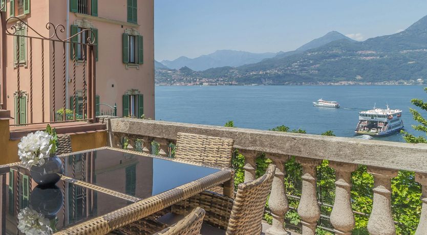 Photo of Lake of Sunlight