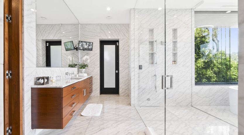 Photo of The Moon Canyon