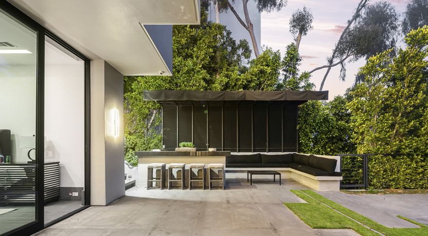 Photo of The Moon Canyon