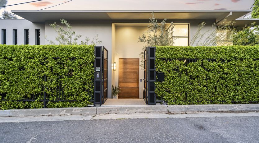 Photo of The Moon Canyon