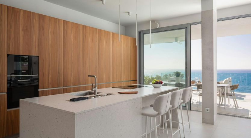 Photo of Luxury Seaside Retreat