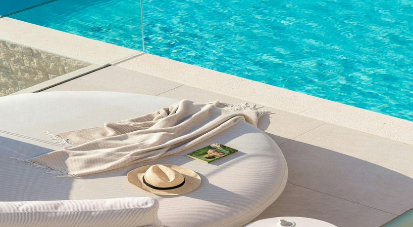 Photo of Luxury Seaside Retreat