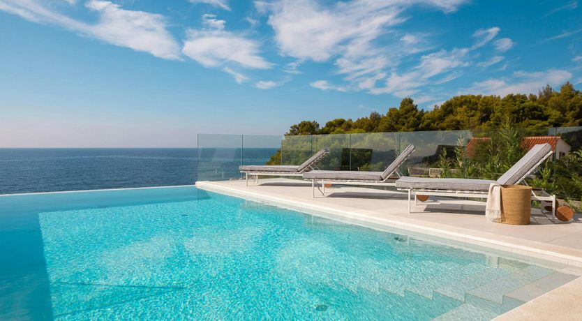 Photo of Luxury Seaside Retreat