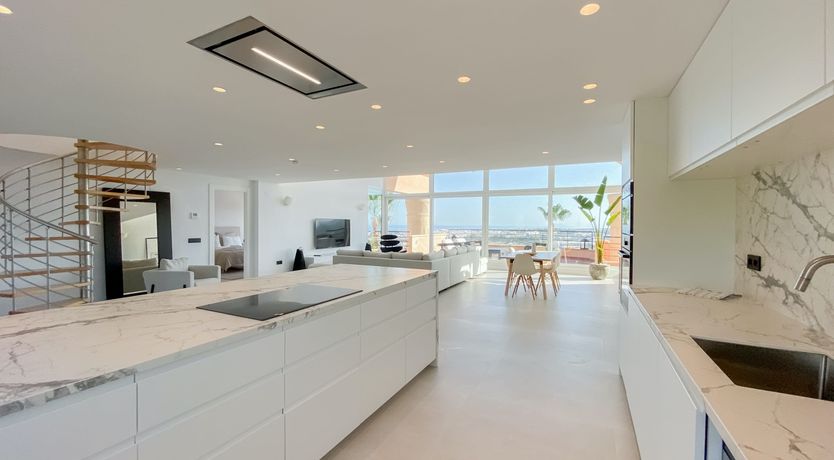 Photo of Radiant Horizon