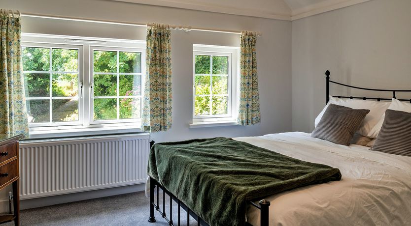 Photo of Clifftop Charm