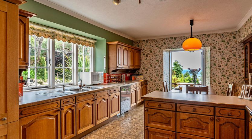 Photo of Clifftop Charm