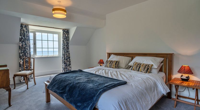 Photo of Clifftop Charm