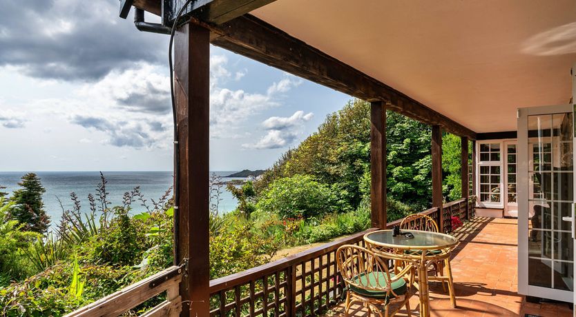 Photo of Clifftop Charm