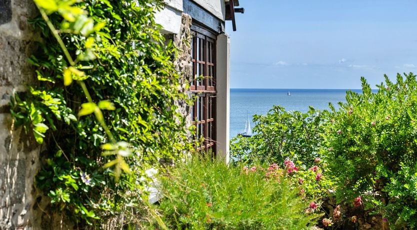 Photo of Clifftop Charm