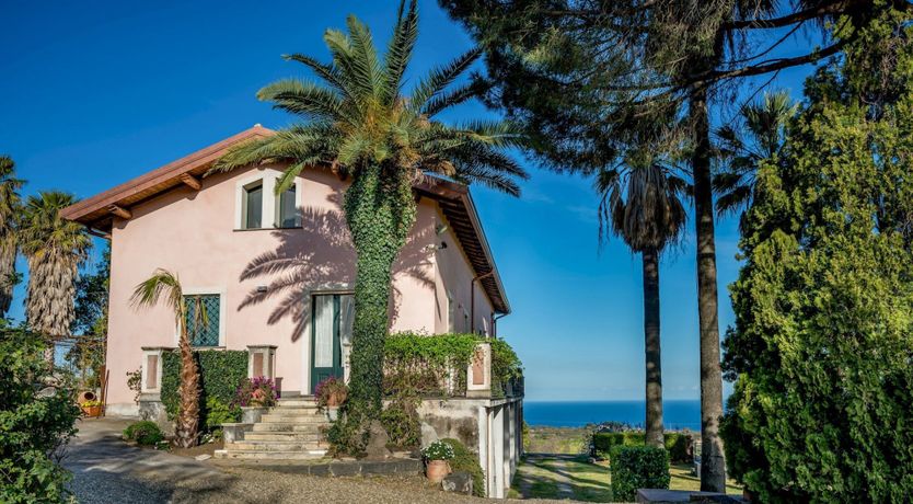 Photo of Etna Retreat