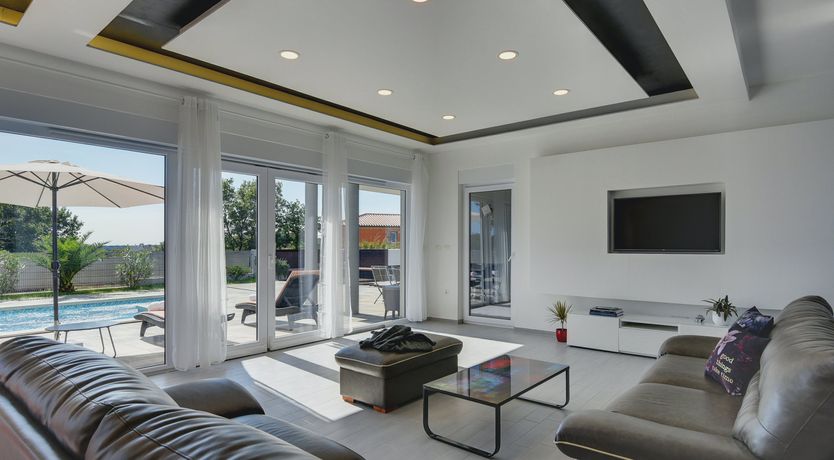 Photo of Medulin Charm