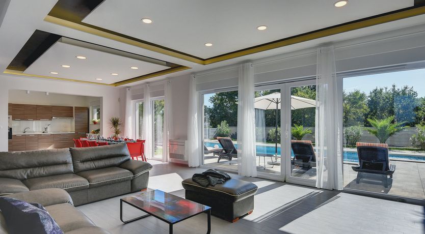 Photo of Medulin Charm