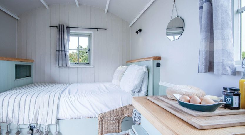 Photo of Serenity Shepherd's Hut