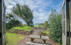 Photo of serenity-shepherds-hut