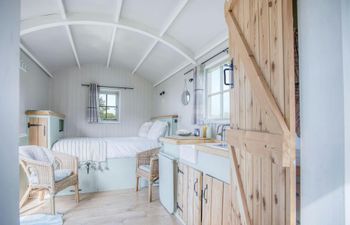Serene Shepherd Holiday Cottage