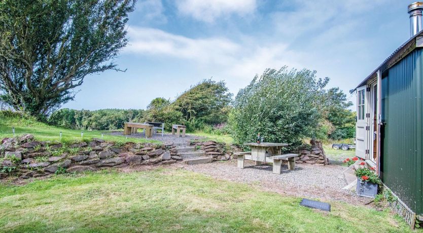 Photo of Serenity Shepherd's Hut