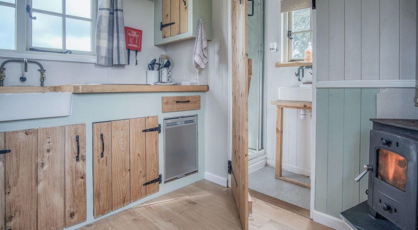 Photo of Serenity Shepherd's Hut