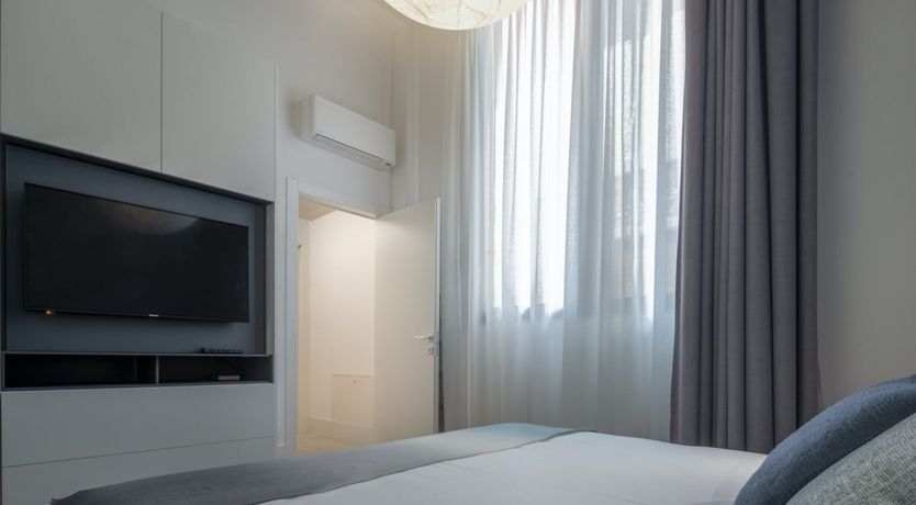 Photo of Venetian Chic