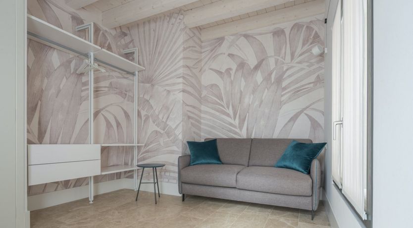 Photo of Venetian Chic