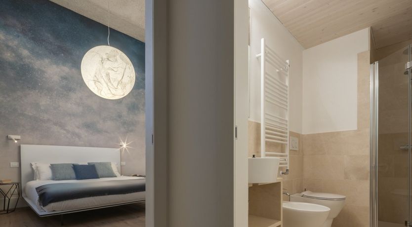 Photo of Venetian Chic