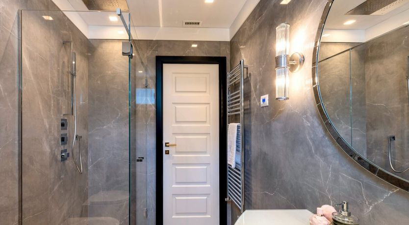 Photo of Marble Manor