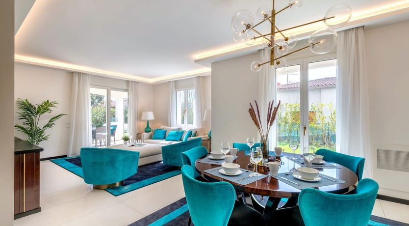 Photo of Marble Manor