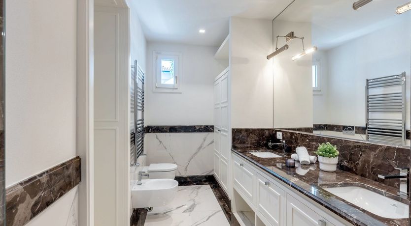 Photo of Marble Manor