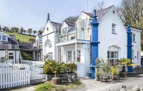 Photo of caldey-island-retreat