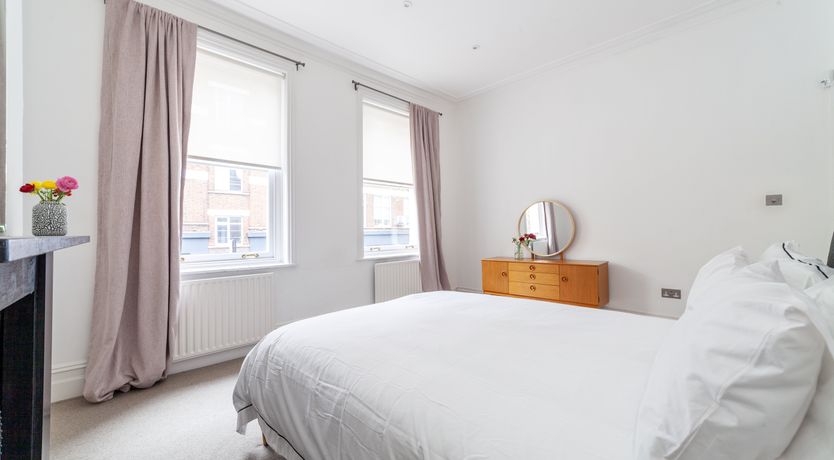 Photo of Angel Minimalism