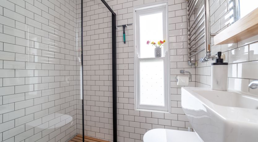 Photo of Angel Minimalism