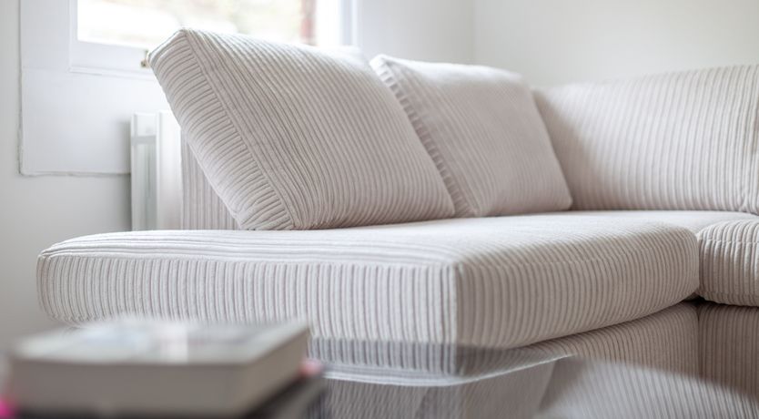 Photo of Angel Minimalism