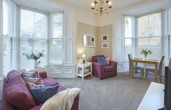 Whitby's Wonder Apartment