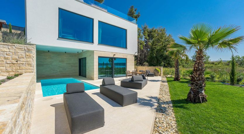 Photo of Breathtaking Villa