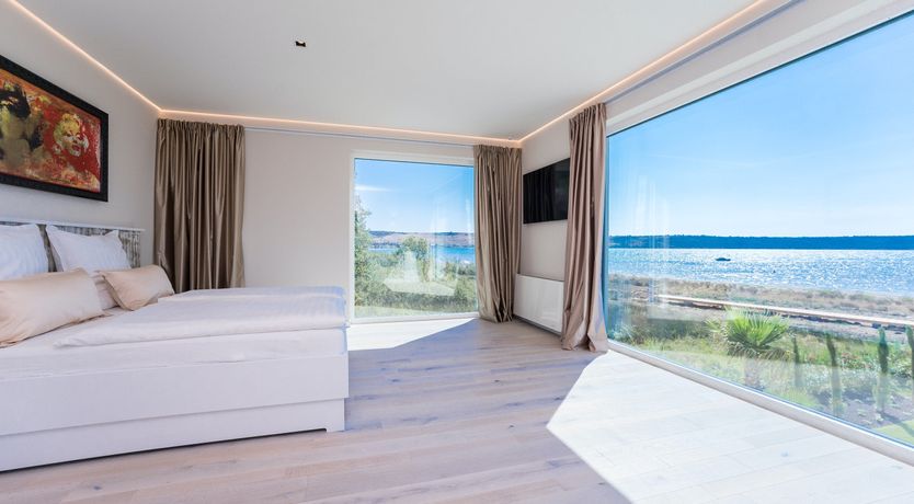 Photo of Breathtaking Villa