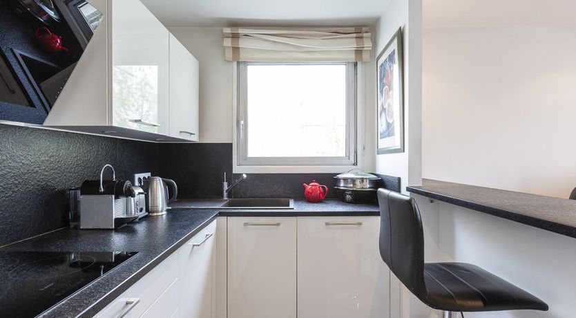 Photo of Citron Yellow