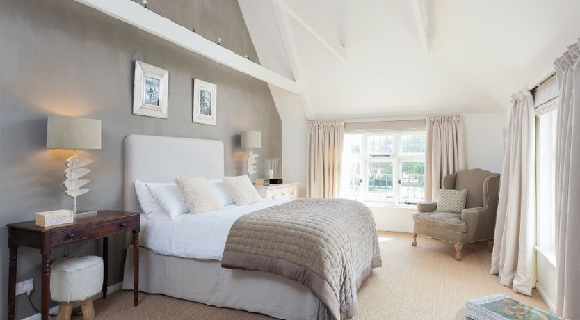 Photo of Lavish Retreat