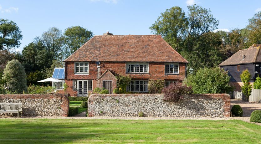 Photo of Lavish Retreat