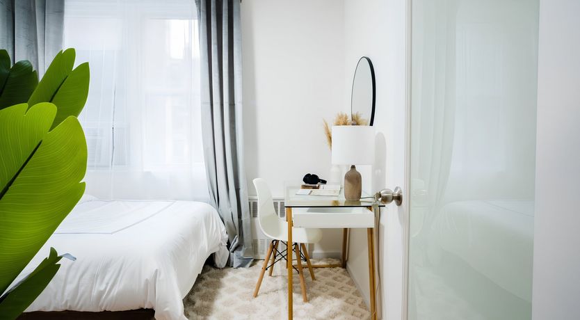 Photo of The Midtown Muse