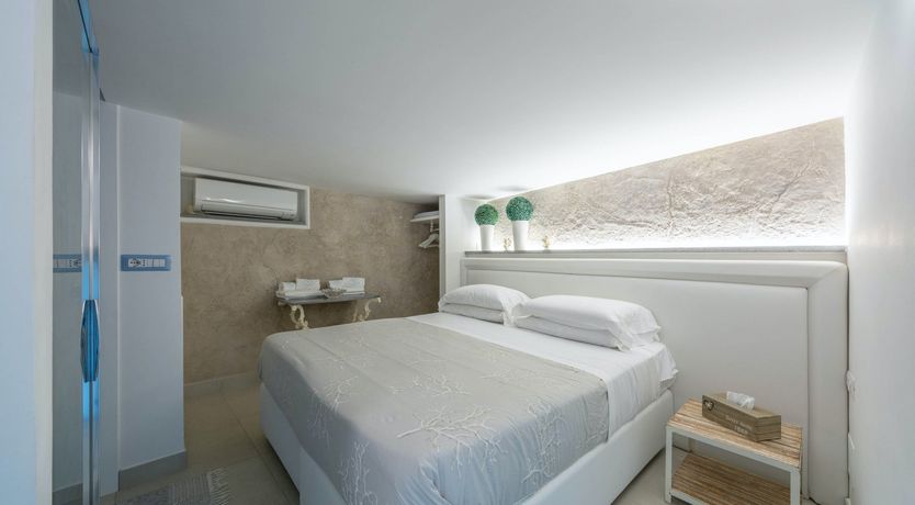 Photo of Splendour & Sea