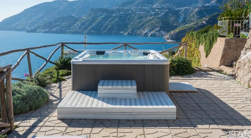 Photo of Splendour & Sea