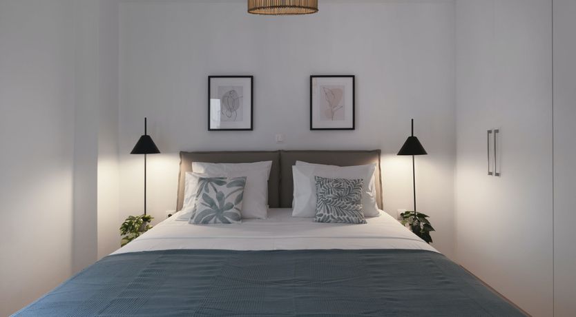 Photo of Athens Embrace